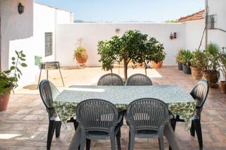 Miete Haus  Carretera la fresneda. Apartamento con piscina propia en zona rural tranquila para desc