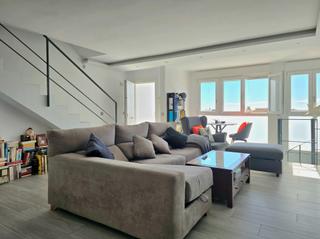 Casa a schiera in Calle de cuarzo 50. Fantástica vivienda adosada  en el arroyo de la miel!!