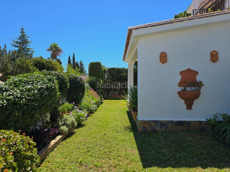 Foto c7e784d9-65ab-44a4-bacf-16322fc85e7f. Xalet amb calefacció aparcament piscina a Arroyo de la Miel Benalmádena