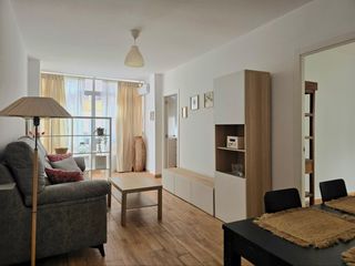 Pis a Pasaje de sondalezas 5. Vivienda  de tres dormitorios en zona carlos de hayanueva málaga