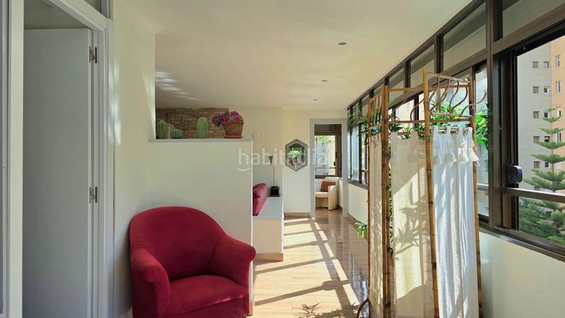 Foto 27099948-ee2a-4468-ba2b-718910fc02ca. Apartament amb aparcament piscina a Playamar - Benyamina Torremolinos
