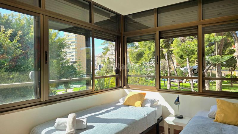 Foto 846fe11d-1827-4621-806d-1cb6a00bd688. Apartament amb aparcament piscina a Playamar - Benyamina Torremolinos