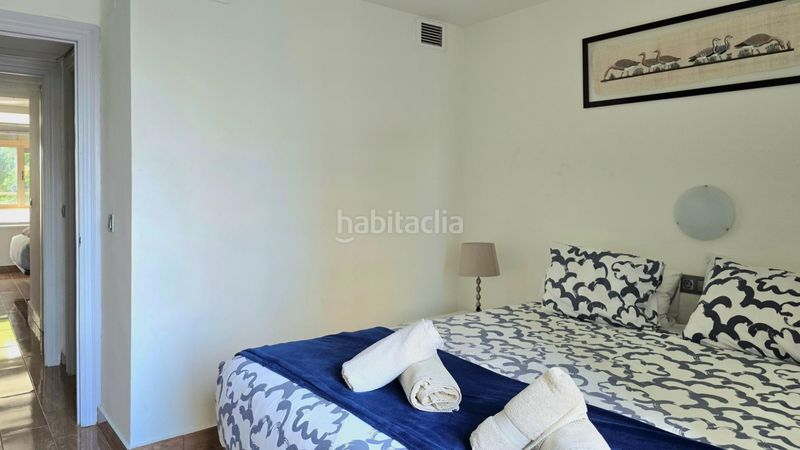 Foto b903364a-6337-434b-b354-0a7d9a5adde4. Apartament amb aparcament piscina a Playamar - Benyamina Torremolinos
