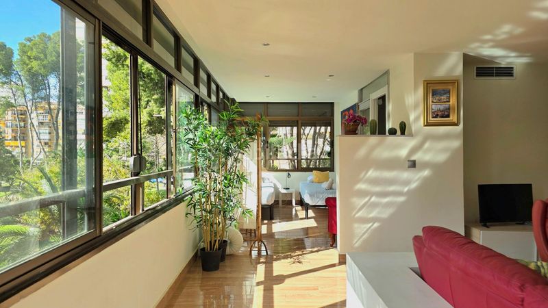 Foto f3b18bd8-0239-4403-a8b1-dc9546bc2bd1. Apartament amb aparcament piscina a Playamar - Benyamina Torremolinos