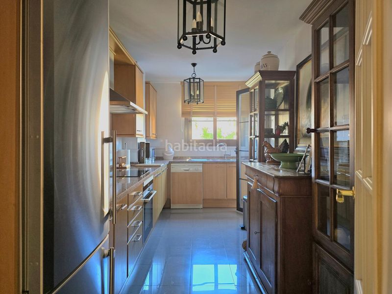 Foto 1b5a6b97-e26d-436c-9eb1-5f59b3052dcc. Apartament amb aparcament piscina a Atalaya - Isdabe Estepona