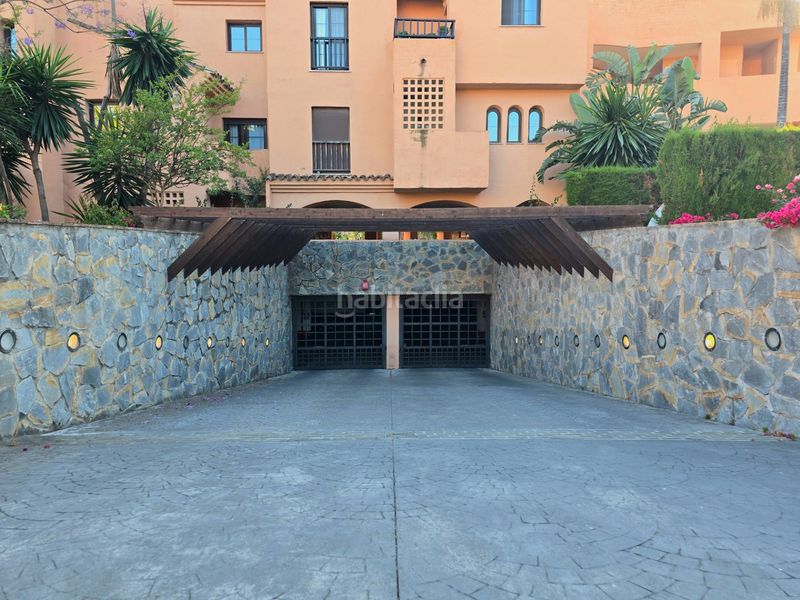 Foto 3e4073cd-7963-40f9-bbc8-c5a1d9b0c18b. Apartament amb aparcament piscina a Atalaya - Isdabe Estepona