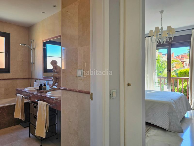 Foto 59a8db07-74e8-45c3-b2d3-844dde764bcd. Apartament amb aparcament piscina a Atalaya - Isdabe Estepona