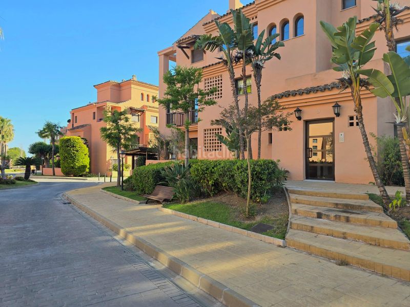Foto f1edac32-c1d4-4bcb-9086-ad5a1fd1bd0e. Apartament amb aparcament piscina a Atalaya - Isdabe Estepona