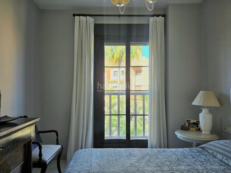 Foto f632aa70-ce1b-4f42-81e6-4df1856f999e. Apartament amb aparcament piscina a Atalaya - Isdabe Estepona