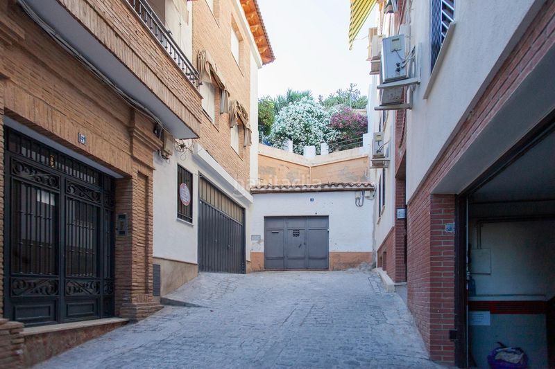 Foto e3b60c46-88cd-4a73-8365-605e5533ced4. Pis amb calefacció aparcament a San Felipe - El Almendral - La Merced Jaén