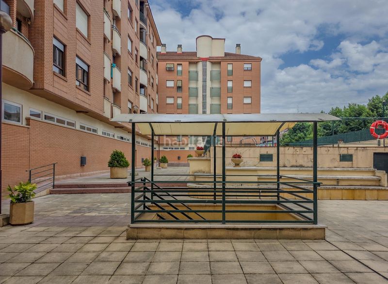 Foto 72fd9dcb-0950-4347-9c23-bbd6736287ac. Pis a calle pedregales 24 a Cascajos - Piqueras Logroño