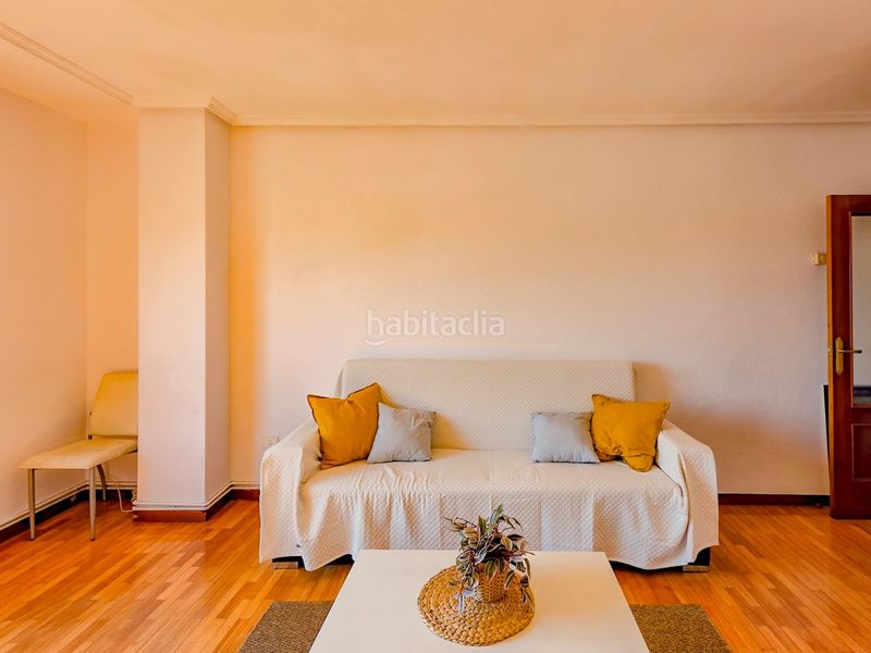 Foto 8a900efe-9946-4a48-8282-77e027d0c48b. Pis a calle pedregales 24 a Cascajos - Piqueras Logroño