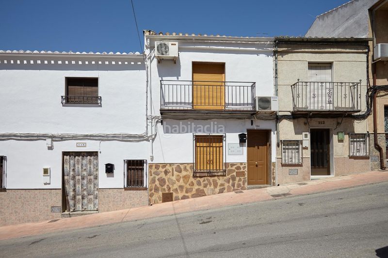 Foto f8da95db-09d3-4ecb-a54e-444669e41735. Casa a calle san bartolome 114 a Martos