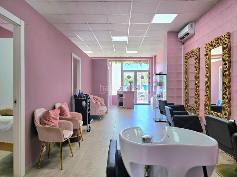 Foto e6747ffa-b97b-4d20-8a17-2d4d4e36088b. Lloguer local comercial a pio baroja-nva andalucia 9 a Marbella