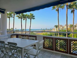 Rent Apartment in Calle calle obispo juan alonso 5. Alquiler de temporada en una de las mejores zonas de la costa