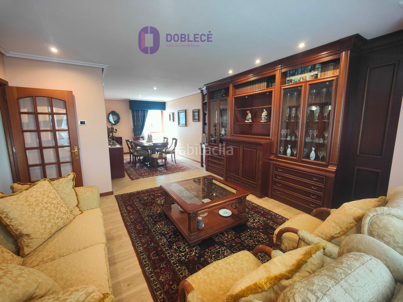 Foto d6d82f7e-c769-48a8-8c73-87b758624946. Casa adossada amb xemeneia calefacció aparcament piscina a Nigrán