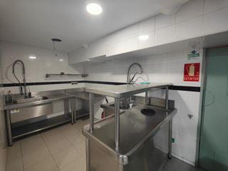 Rent Business premise  Rúa carral. Amplio local cocina diseño único en el centro de la ciudad