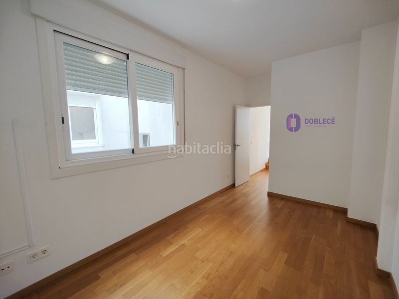 Foto 4c11491b-0af0-4e15-b2a0-f954aa26a5a0. Miete etagenwohnung mit heizung in Plaza España - Corte Inglés Vigo