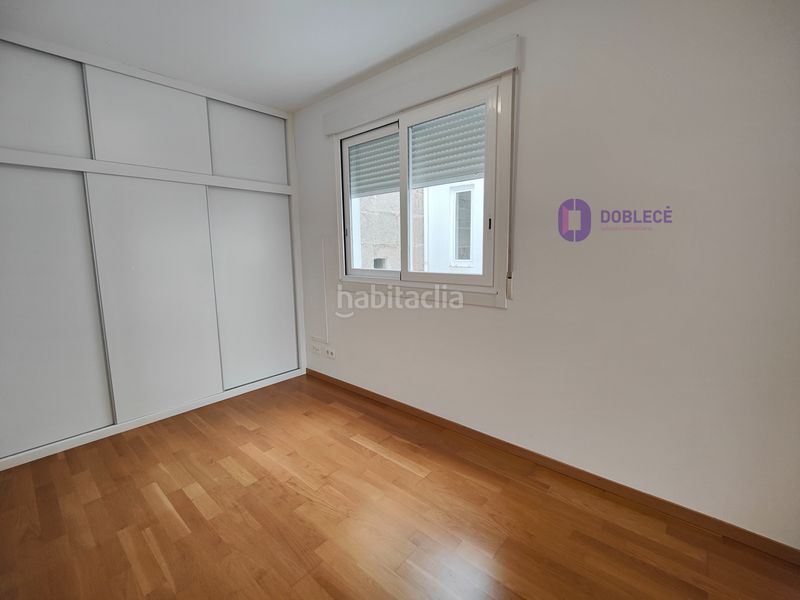 Foto 51e076dd-c9bf-42ab-8bda-3c42878b9099. Miete etagenwohnung mit heizung in Plaza España - Corte Inglés Vigo