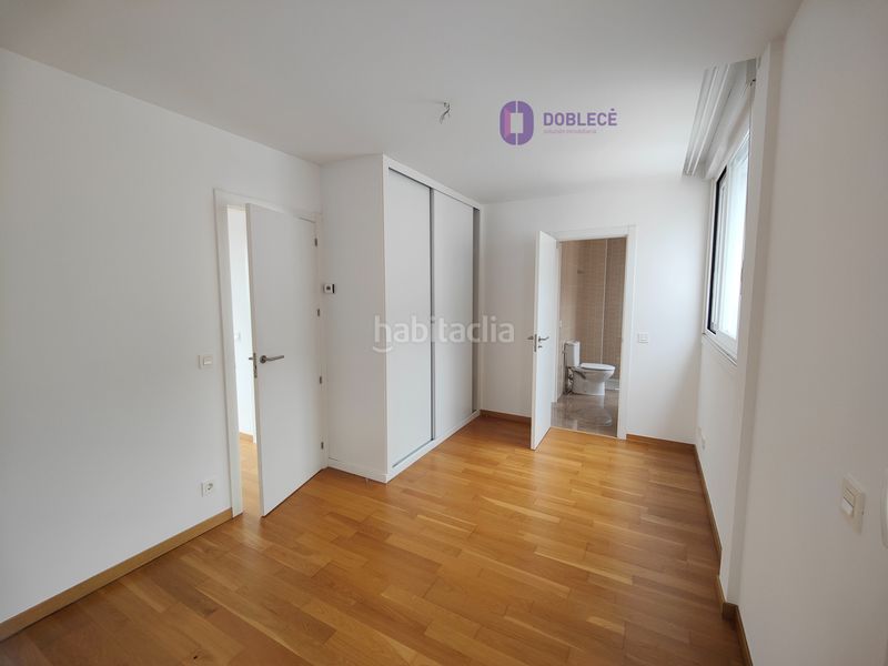 Foto 924466da-4684-4921-9fab-5de7c3e4fd72. Miete etagenwohnung mit heizung in Plaza España - Corte Inglés Vigo