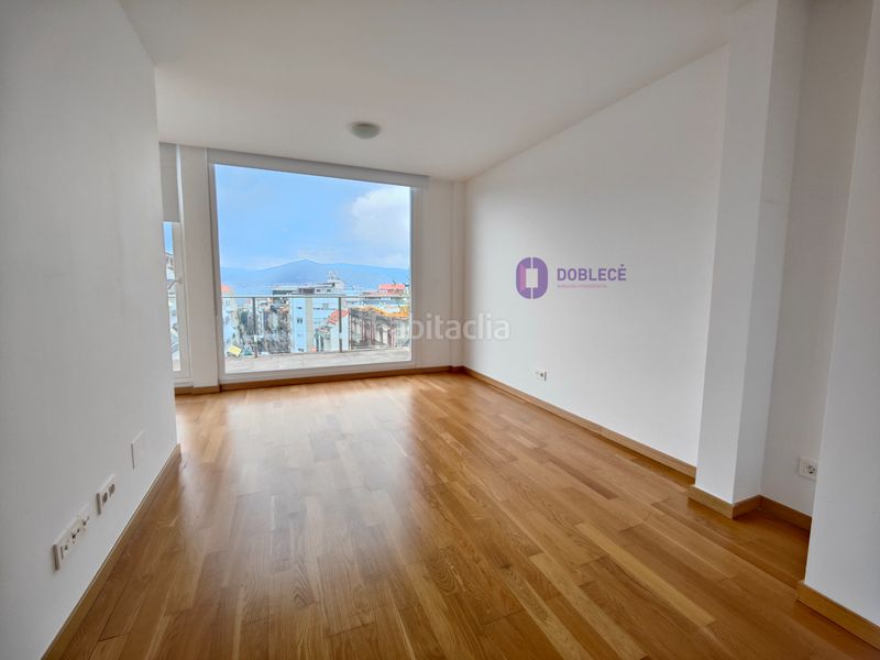 Foto 96967b72-fb30-4521-8317-3c8703559393. Miete etagenwohnung mit heizung in Plaza España - Corte Inglés Vigo