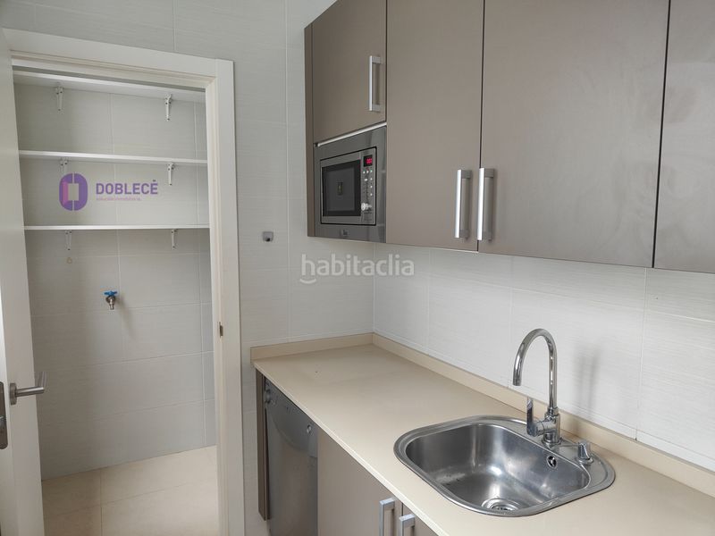 Foto 99206dbd-22f8-4ce3-bf72-eccd44d7bf62. Miete etagenwohnung mit heizung in Plaza España - Corte Inglés Vigo