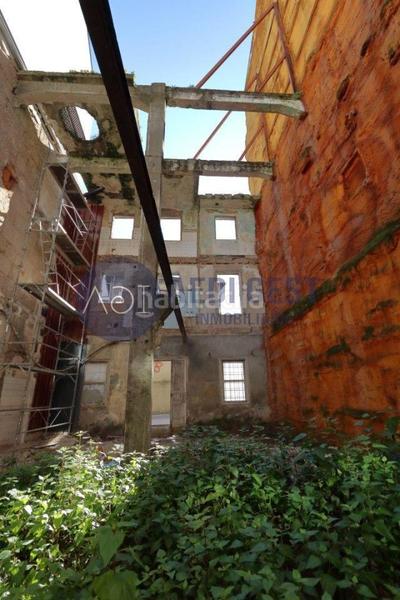 Foto ad9aaca0-b7f7-48f0-a3f9-965e25b5c5b7. Edificio en avenida sanjurjo badía 134 en Teis Vigo