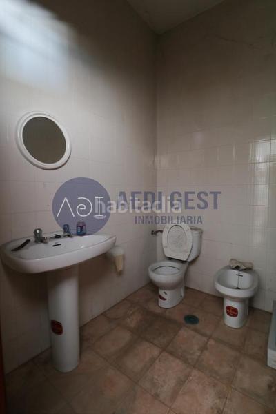 Foto bb8062a6-f2e3-4a1e-ba10-7174a63f1dd6. Casa aparellada a estrada miraflores-sárdoma 34 a Vigo