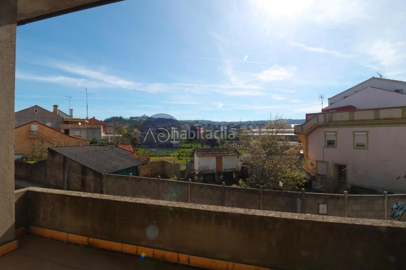 Foto 1760d718-a781-45ba-862a-e55d2788dd83. Maison jumelée dans estrada miraflores-sárdoma 34 dans Vigo