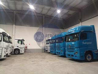 Capannone industriale in Rua Paralela 1