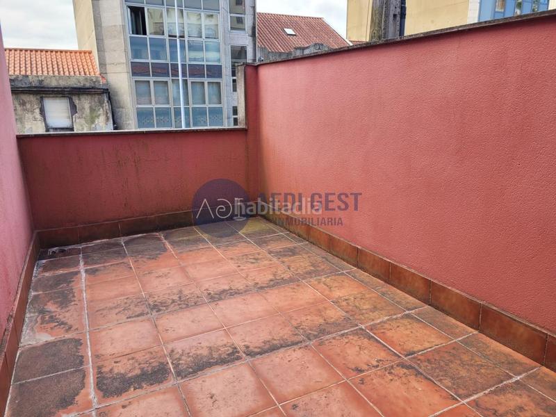 Foto 1aab4617-3b6e-4744-8092-7b8d04ea0ab7. Casa adossada a Lavadores Vigo