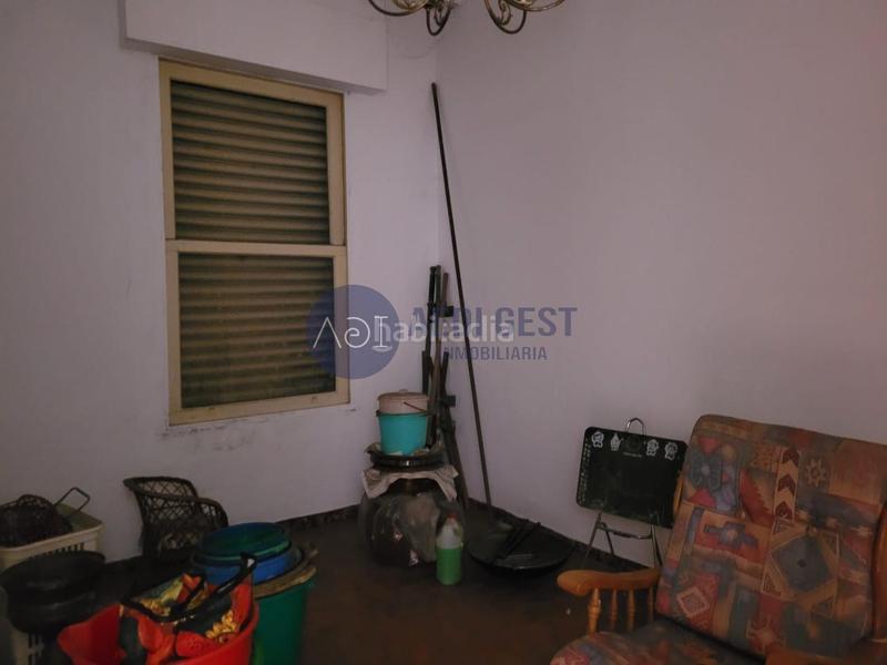 Foto 2b5d8d2b-22eb-4d87-8744-30e7a2ae4408. Casa adossada a Lavadores Vigo
