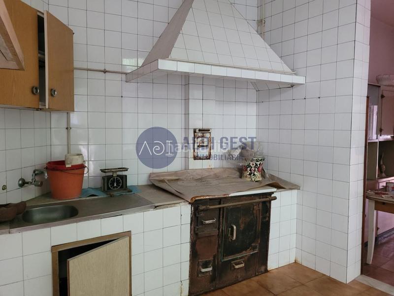 Foto af3630b8-270c-4140-8e15-f835f9a31611. Casa adossada a Lavadores Vigo