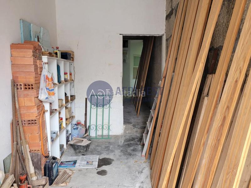 Foto c2b6eaeb-aed6-4b12-8c78-bf8fe58e3505. Casa adossada a Lavadores Vigo