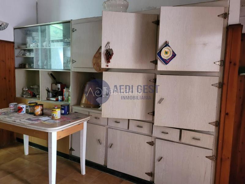 Foto ca5f7707-1210-4f87-828d-f67089e81002. Casa adossada a Lavadores Vigo