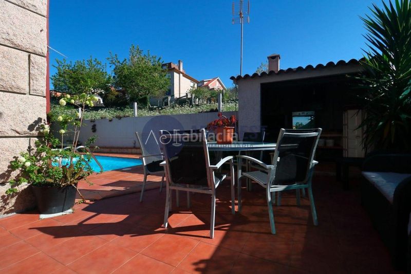 Foto 5072bb1c-bb20-41ea-85be-78259cc05bf4. Chalet avec chauffage parking piscine dans Cabral - Candeán Vigo