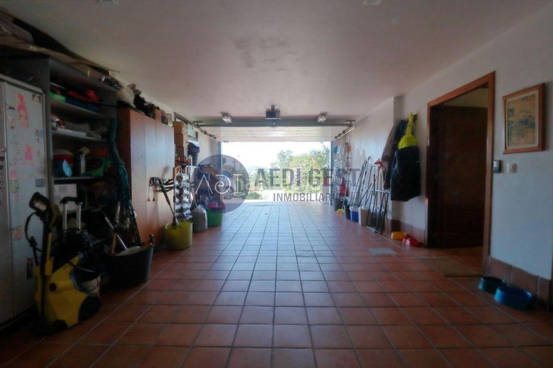 Foto 8cd38582-31f6-47d5-be6d-8f1db4d34a0e. Chalet avec chauffage parking piscine dans Cabral - Candeán Vigo