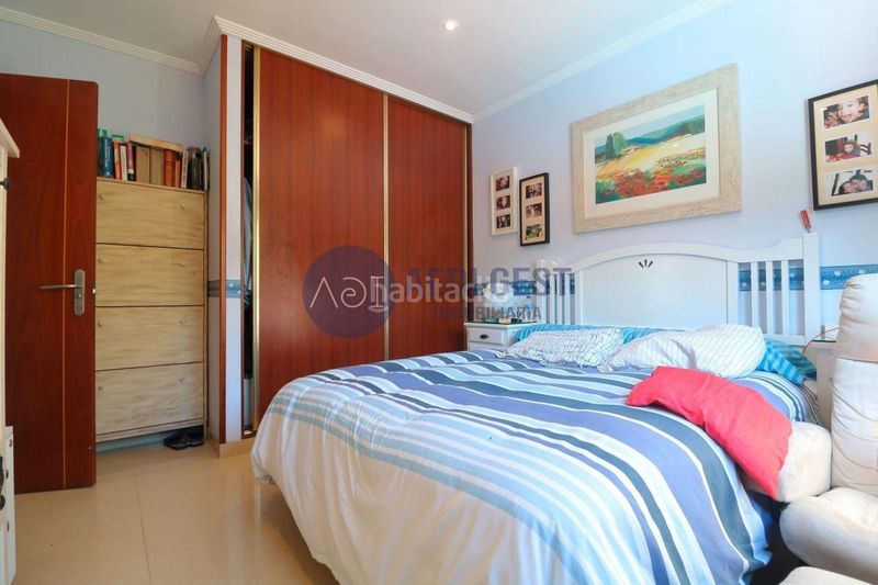 Foto a1201757-846d-4b7f-9cbf-db8103d13487. Chalet avec chauffage parking piscine dans Cabral - Candeán Vigo