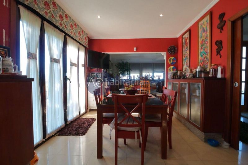 Foto d55e8272-3fff-449f-ab2d-1c6b63e7845d. Chalet avec chauffage parking piscine dans Cabral - Candeán Vigo