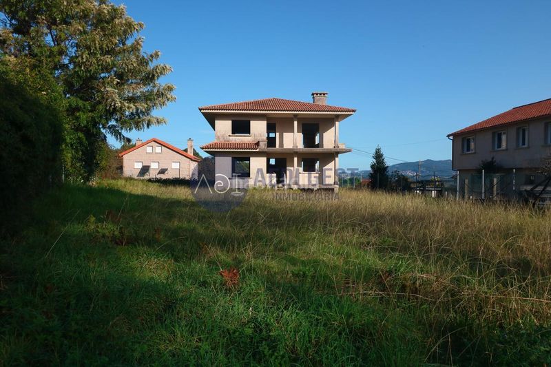 Foto 08759ffa-c02d-4306-a2d3-8c04a5b75f04. Maison avec parking dans Baiona