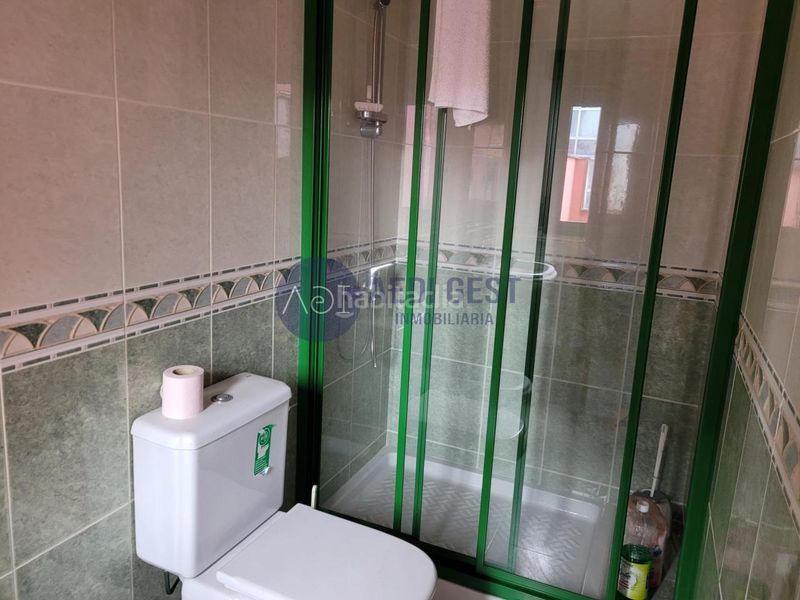 Foto 07ed2827-cdb2-484d-878b-67499203c614. Maison jumelée dans Lavadores Vigo