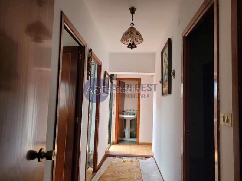 Foto 2b0c8a2a-c647-4883-b565-cebaa136a80d. Maison jumelée dans Lavadores Vigo