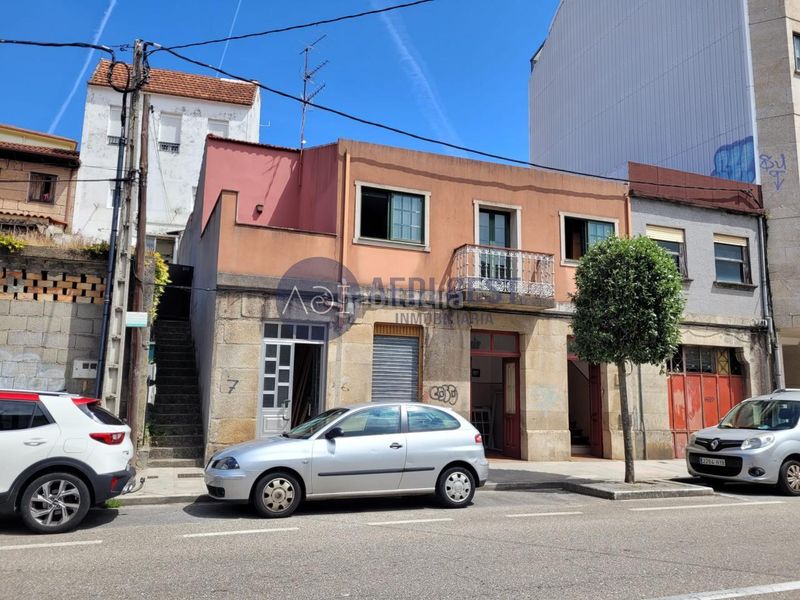 Foto 3a9dc4f5-39f4-4dd3-94ea-0f4f5e47e7ea. Maison jumelée dans Lavadores Vigo
