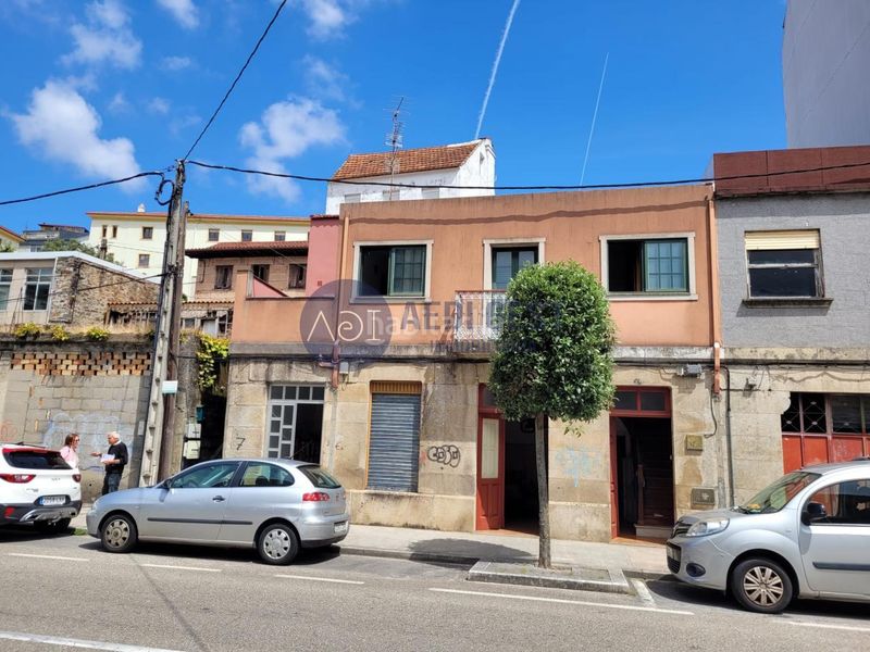 Foto a1ff45ba-f1ce-42be-aa3a-ae61b9abfb1a. Maison jumelée dans Lavadores Vigo