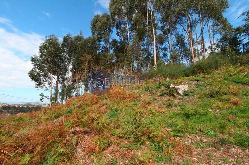 Foto f920d2e8-434d-4b3e-951f-df8d868b9710. Terreny residencial a Gondomar
