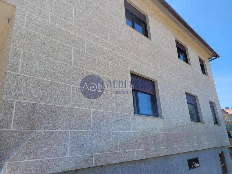 Foto 756f636b-d15b-4cad-83ac-1a6123250736. Maison avec chauffage parking dans Baiona