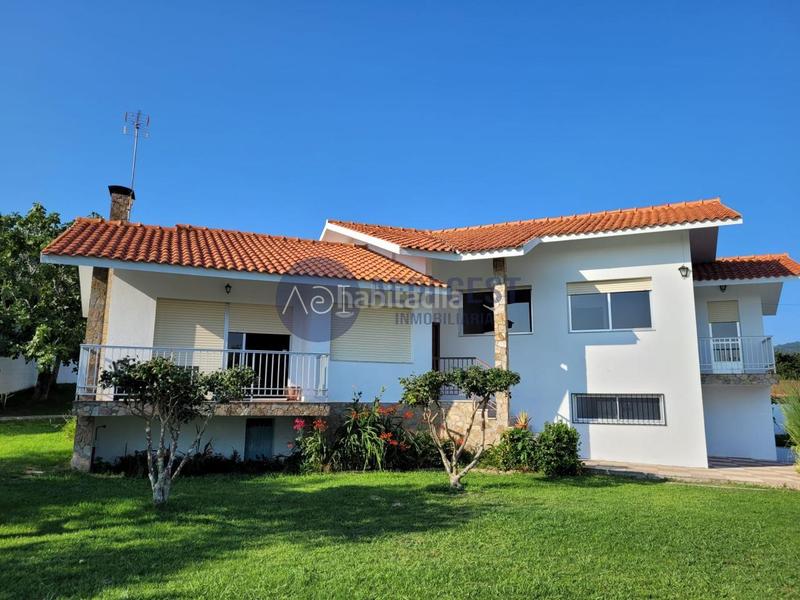 Foto 8fa9c609-2086-4b15-8177-055f6295998a. Casa en Camos Nigrán