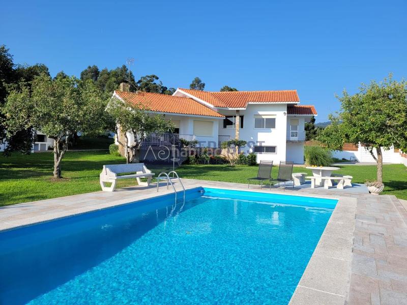 Foto 5354b14c-31fe-4c7b-931e-04f9db881c41. Maison avec chauffage parking piscine dans Camos Nigrán