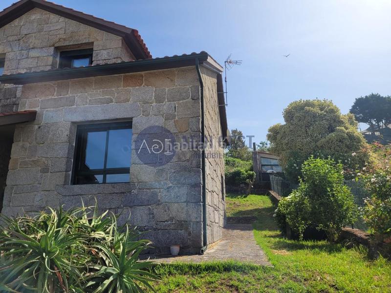 Foto 4323cec2-aacb-43f9-98fe-ab5deffaa0ac. Casa con riscaldamento parcheggio in Aldán Cangas