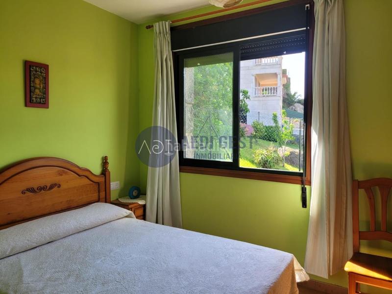 Foto 5a545d4b-19d3-46c2-b61a-43ba68222c63. Casa con riscaldamento parcheggio in Aldán Cangas